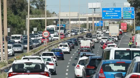 Comienza la segunda gran operación salida del verano con más de siete millones de desplazamientos Comienza la segunda gran operación salida del verano con más de siete millones de desplazamientos