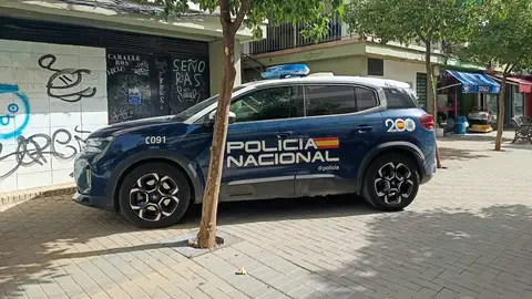 Cuatro detenidos, tres de ellos menores, por el apuñalamiento de un hombre en Vallecas en una disputa entre bandas Cuatro detenidos, tres de ellos menores, por el apuñalamiento de un hombre en Vallecas en una disputa entre bandas