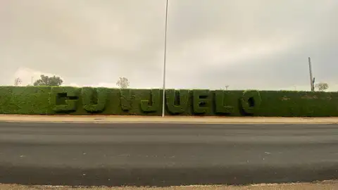 La guijuelense calle de Filiberto Villalobos, lugar de la meta, recién asfaltada La guijuelense calle de Filiberto Villalobos, lugar de la meta, recién asfaltada