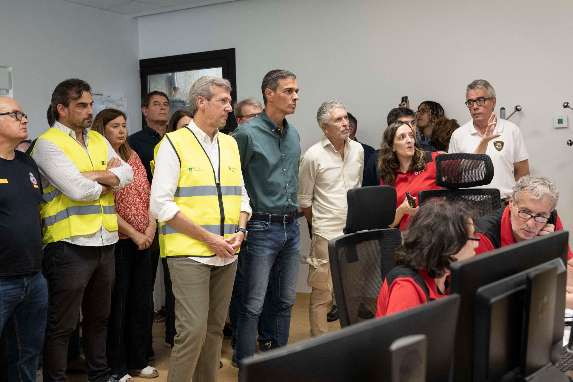 Pedro Sánchez propone un Pacto de Estado contra la emergencia climática y avisa a los pirómanos: "No puede haber impunidad" Pedro Sánchez propone un Pacto de Estado contra la emergencia climática y avisa a los pirómanos: "No puede haber impunidad"