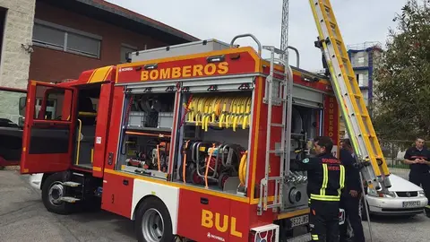 Mueren dos trabajadores en el incendio de una fábrica de aceite en Pinos Puente (Granada) Mueren dos trabajadores en el incendio de una fábrica de aceite en Pinos Puente (Granada)
