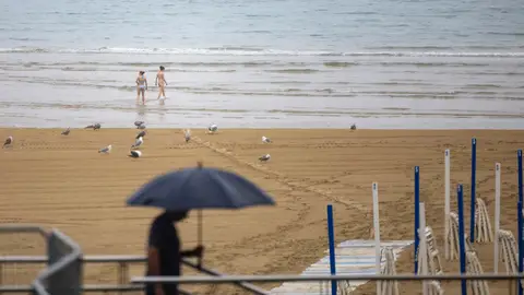La AEMET avisa: lluvias y tormentas llegan a la península tras la ola de calor La AEMET avisa: lluvias y tormentas llegan a la península tras la ola de calor