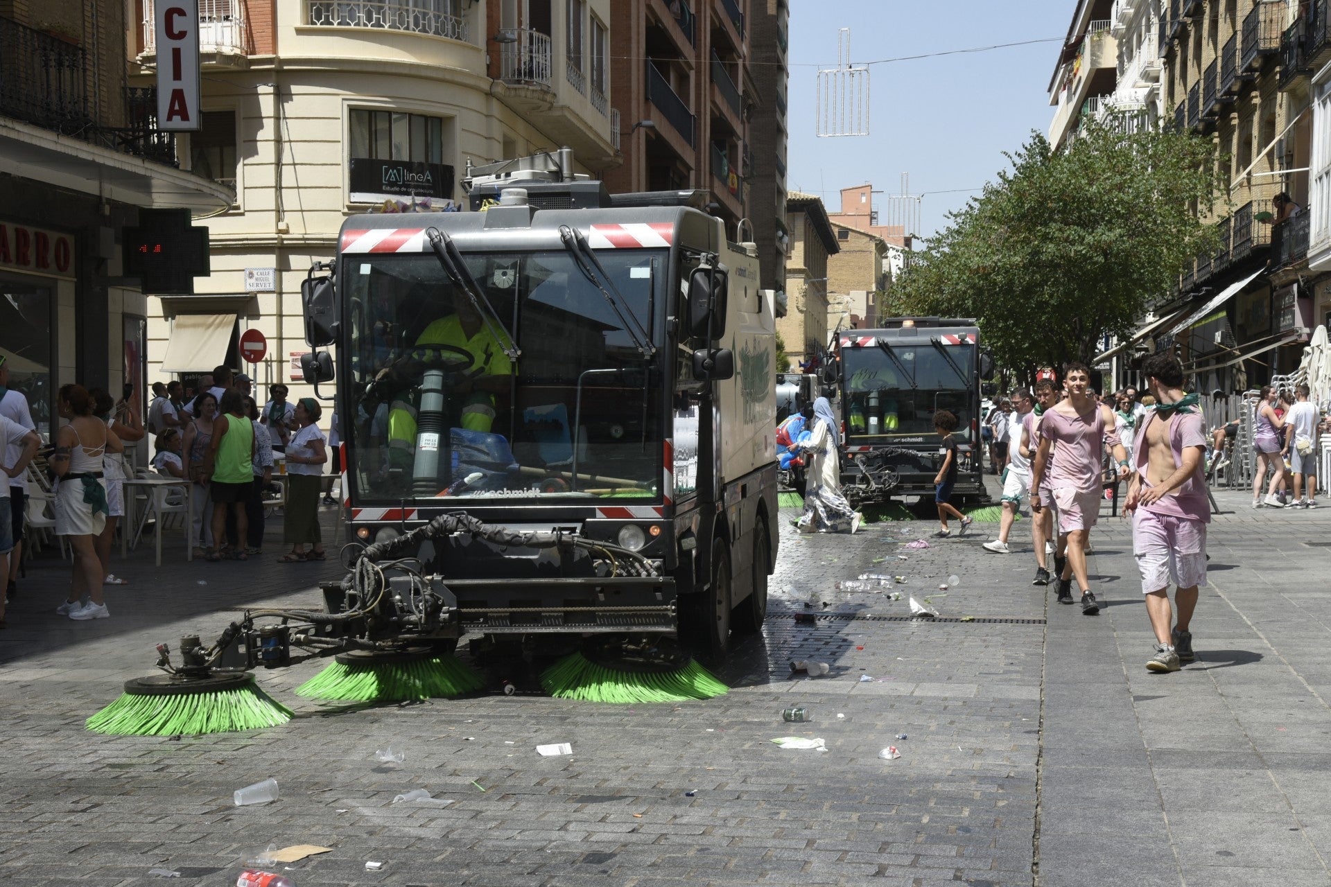 Recogidas más de 537 toneladas de residuos durante las Fiestas de San Lorenzo Recogidas más de 537 toneladas de residuos durante las Fiestas de San Lorenzo