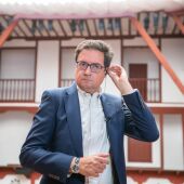 Archivo - El ministro para la Transformación Digital y de la Función Pública, Óscar López, durante su visita al Corral de Comedias, a 10 de julio de 2025, en Almagro, Ciudad Real, Castilla-La Mancha (España). - Eusebio García del Castillo - Europa Press