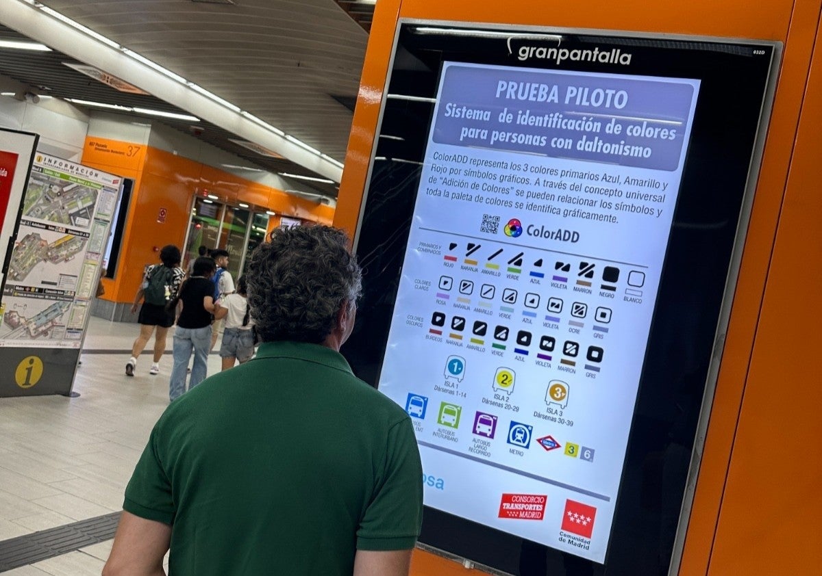 La señalización para personas con daltonismo llegará a los intercambiadores de Plaza Elíptica y Plaza Castilla La señalización para personas con daltonismo llegará a los intercambiadores de Plaza Elíptica y Plaza Castilla