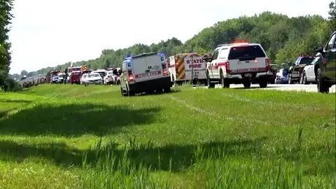 Accidente en Nueva York: al menos cinco muertos tras volcar un autobús turístico