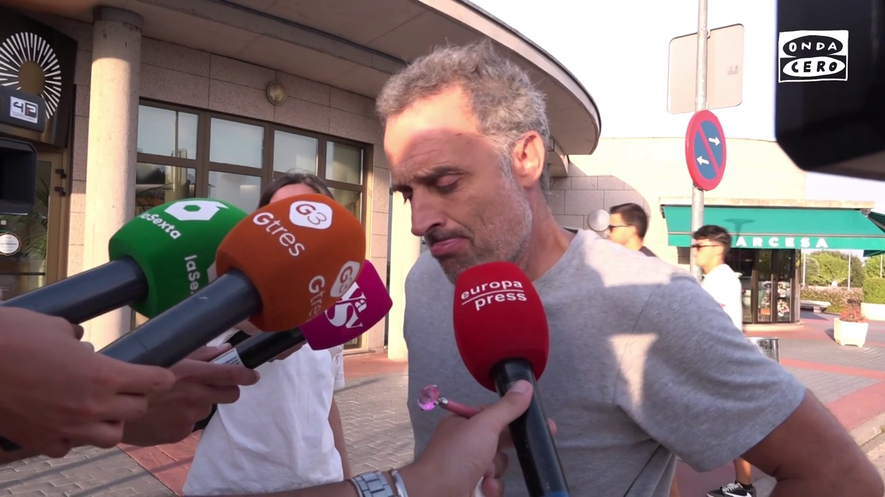 Daniel Guzmán se rompe al hablar de Verónica Echegui: "Es un golpe muy duro, de verdad" Daniel Guzmán se rompe al hablar de Verónica Echegui: "Es un golpe muy duro, de verdad"