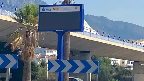 El PP de Altea ha denunciado que estamos a finales de agosto y las pantallas de los aparcamientos municipales de Altea siguen sin funcionar El PP de Altea ha denunciado que estamos a finales de agosto y las pantallas de los aparcamientos municipales de Altea siguen sin funcionar
