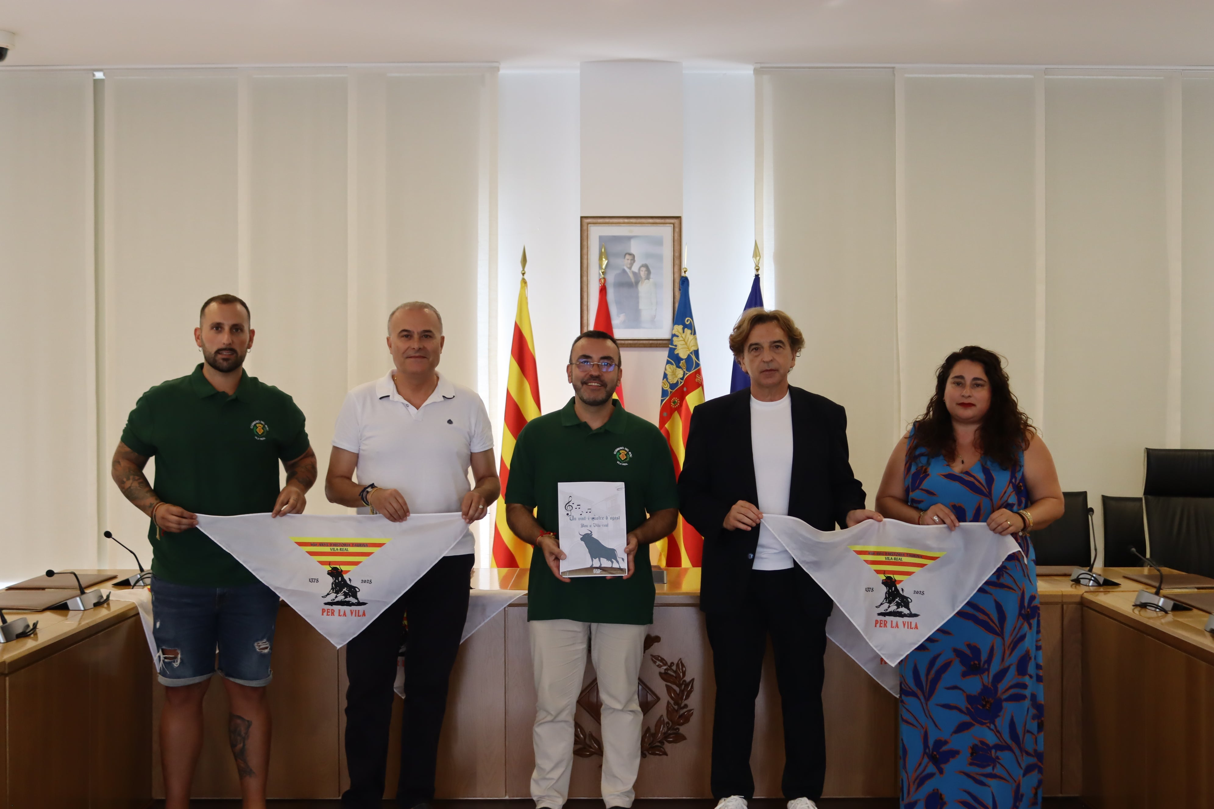 Vila-real conmemora sus 650 años de ‘bou al carrer’ con un Victorino Martín y un pasodoble de Alfredo Sanz Vila-real conmemora sus 650 años de ‘bou al carrer’ con un Victorino Martín y un pasodoble de Alfredo Sanz