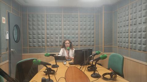 La especialista en comunicaci&oacute;n, Charo Toscano, durante la entrevista en Onda Cero.