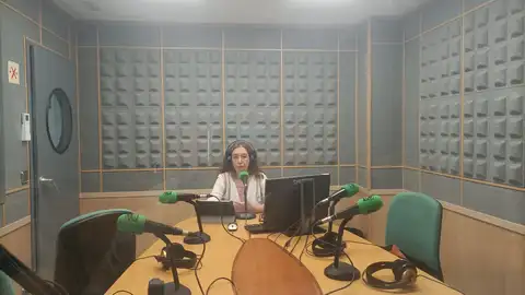 La especialista en comunicación, Charo Toscano, durante la entrevista en Onda Cero. La especialista en comunicación, Charo Toscano, durante la entrevista en Onda Cero.
