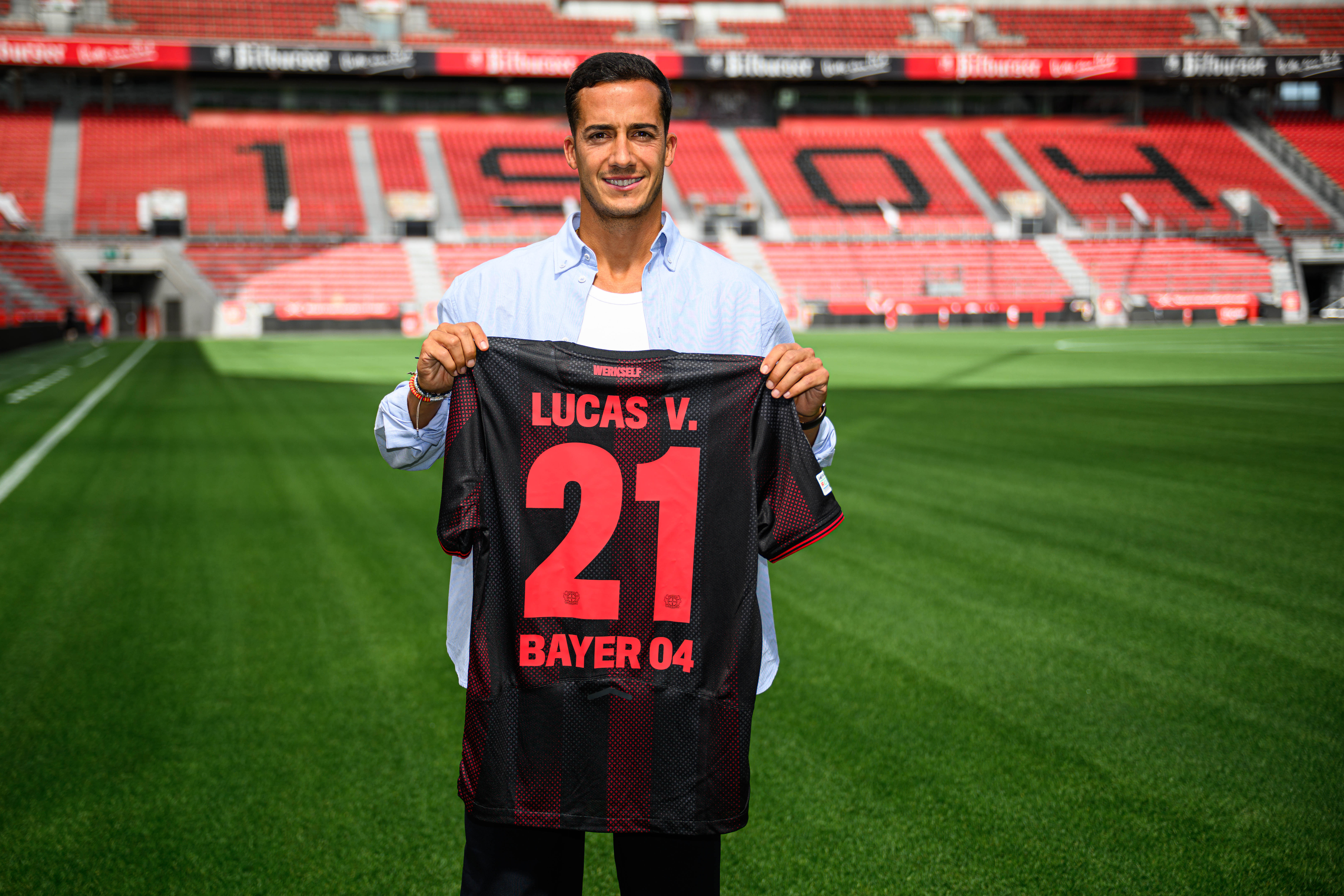 Lucas Vázquez firma hasta 2027 con el Bayer Leverkusen tras diez años en el Madrid Lucas Vázquez firma hasta 2027 con el Bayer Leverkusen tras diez años en el Madrid