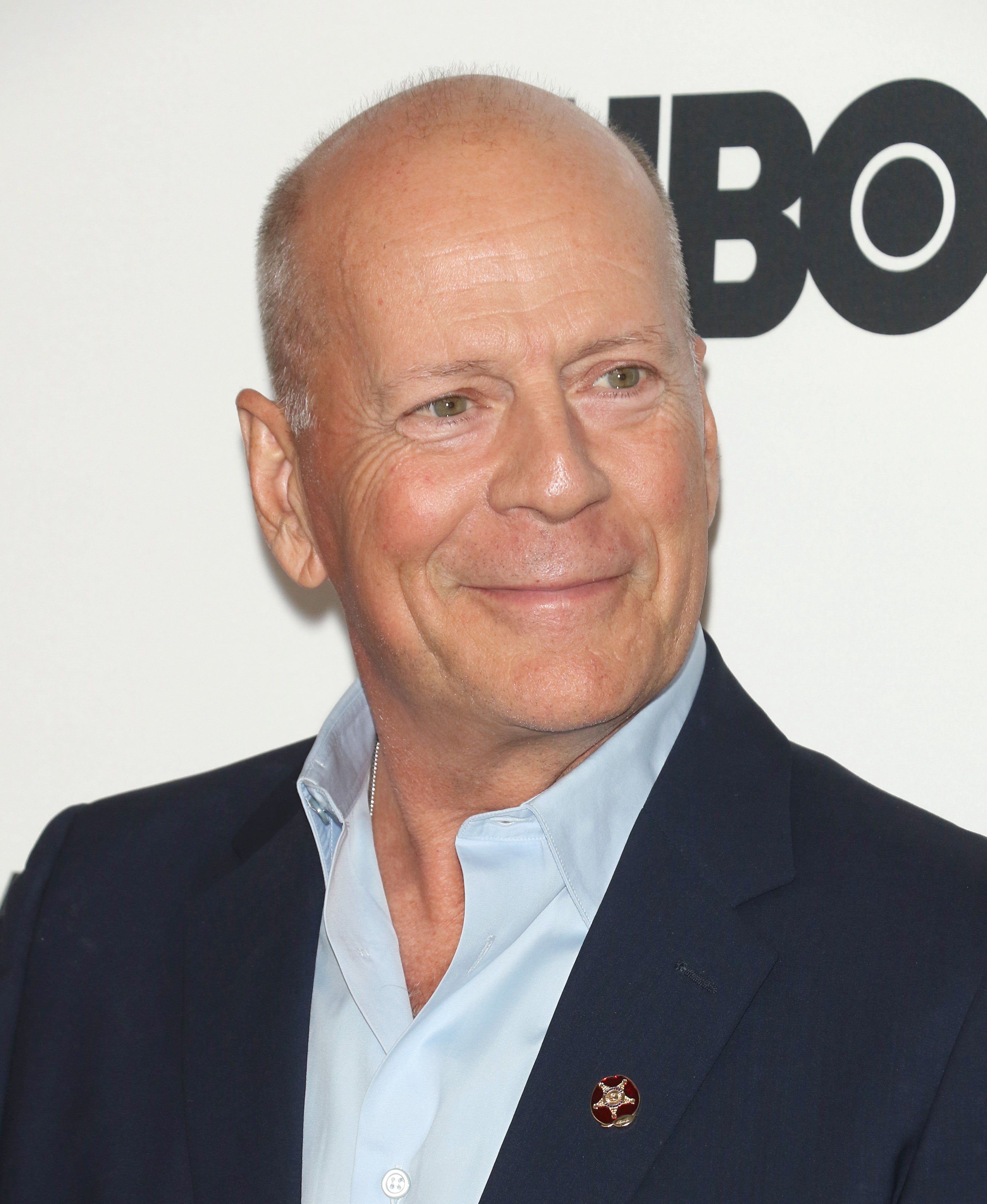 La familia de Bruce Willis toma la dura decisión de ingresarlo en una residencia por el avance de su enfermedad La familia de Bruce Willis toma la dura decisión de ingresarlo en una residencia por el avance de su enfermedad