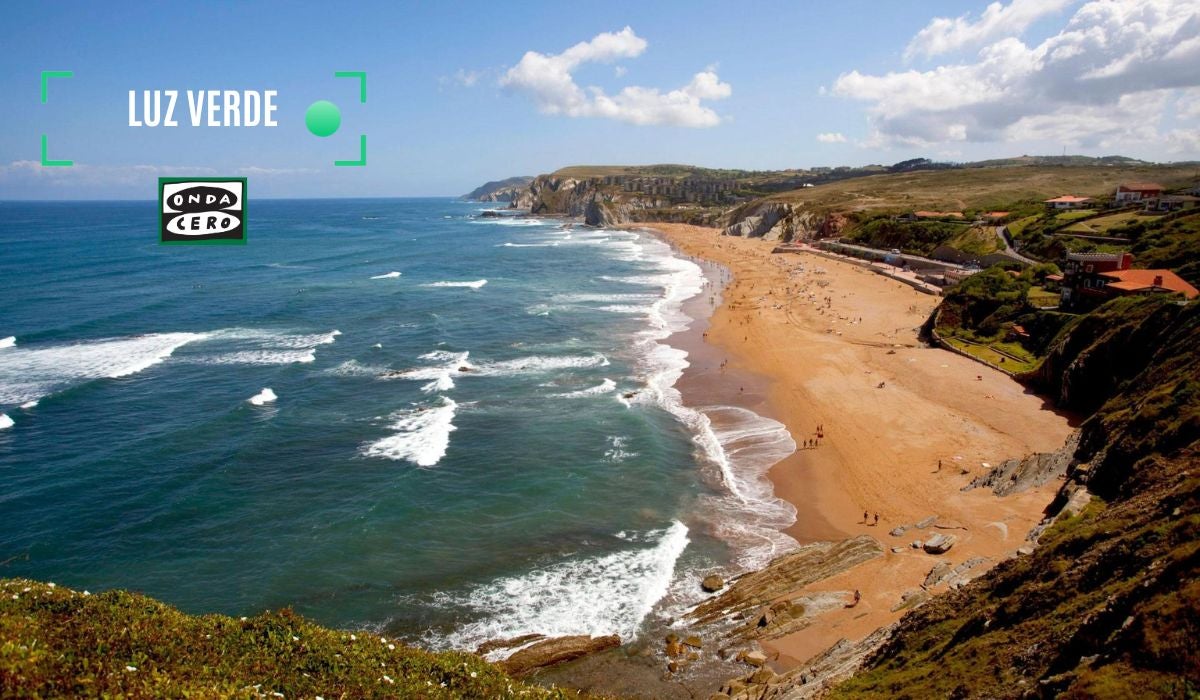 Vecinos de Sopela denuncian actos incívicos en la playa de Arriatera-Atxabiribil Vecinos de Sopela denuncian actos incívicos en la playa de Arriatera-Atxabiribil