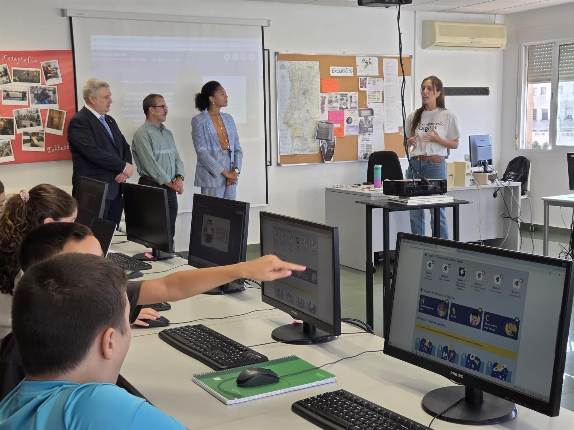 Niños de 9 años en adelante participan en Badajoz en una iniciativa dirigida a potenciar su talento digital Niños de 9 años en adelante participan en Badajoz en una iniciativa dirigida a potenciar su talento digital
