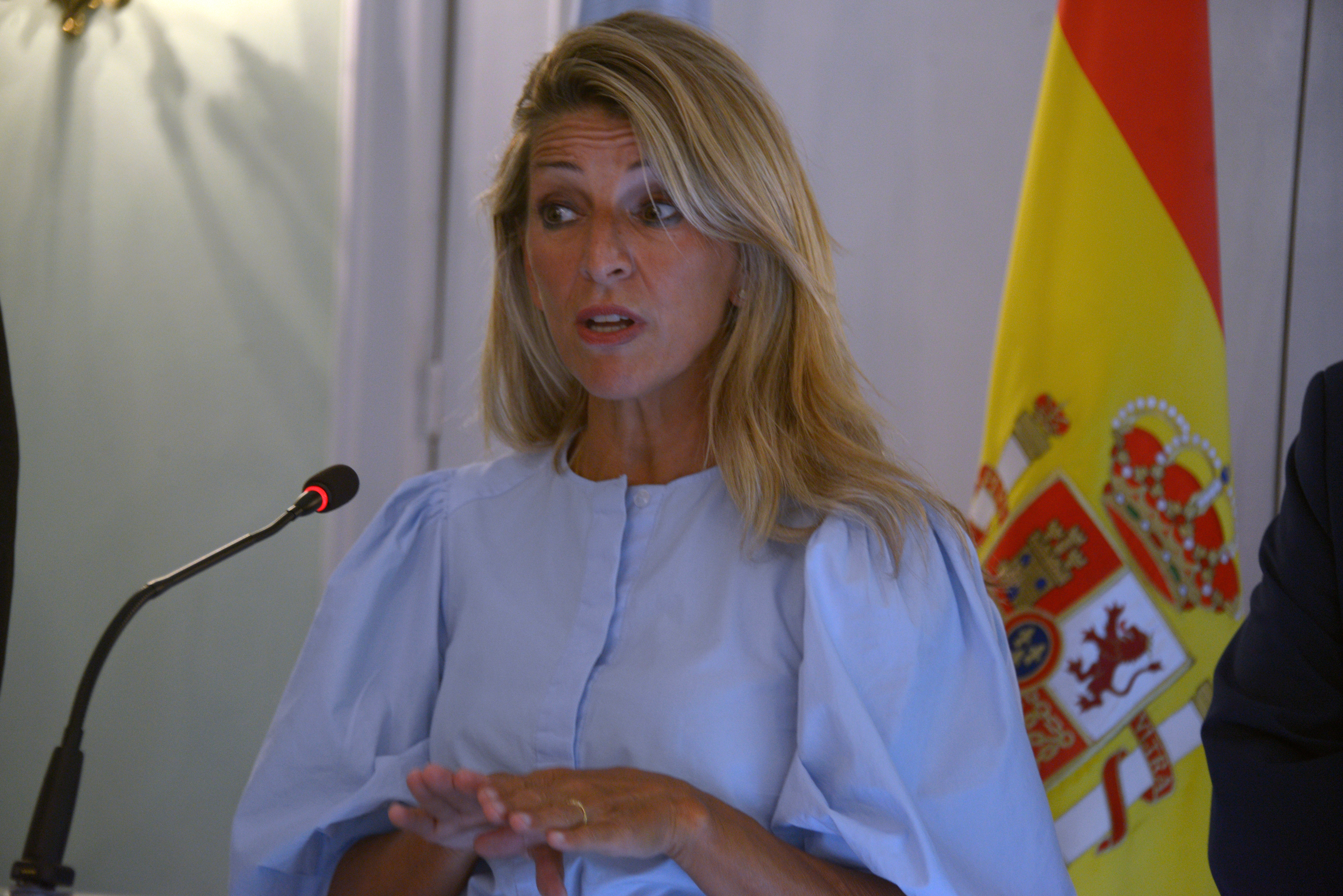 Yolanda Díaz, reclama reforzar ratios, formación y prevención en el personal de extinción de incendios Yolanda Díaz, reclama reforzar ratios, formación y prevención en el personal de extinción de incendios