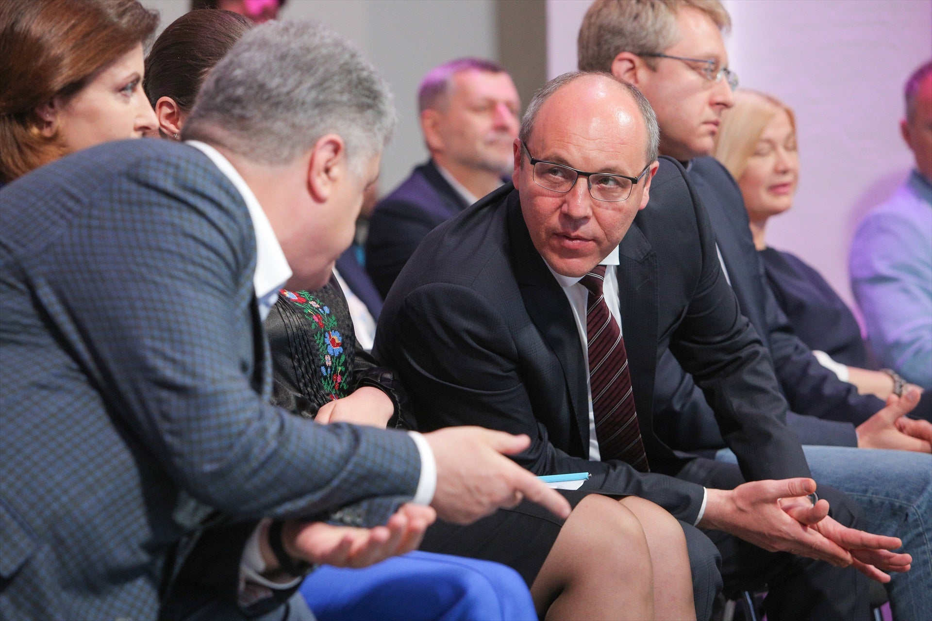 Asesinan a tiros al expresidente del Parlamento de Ucrania Asesinan a tiros al expresidente del Parlamento de Ucrania