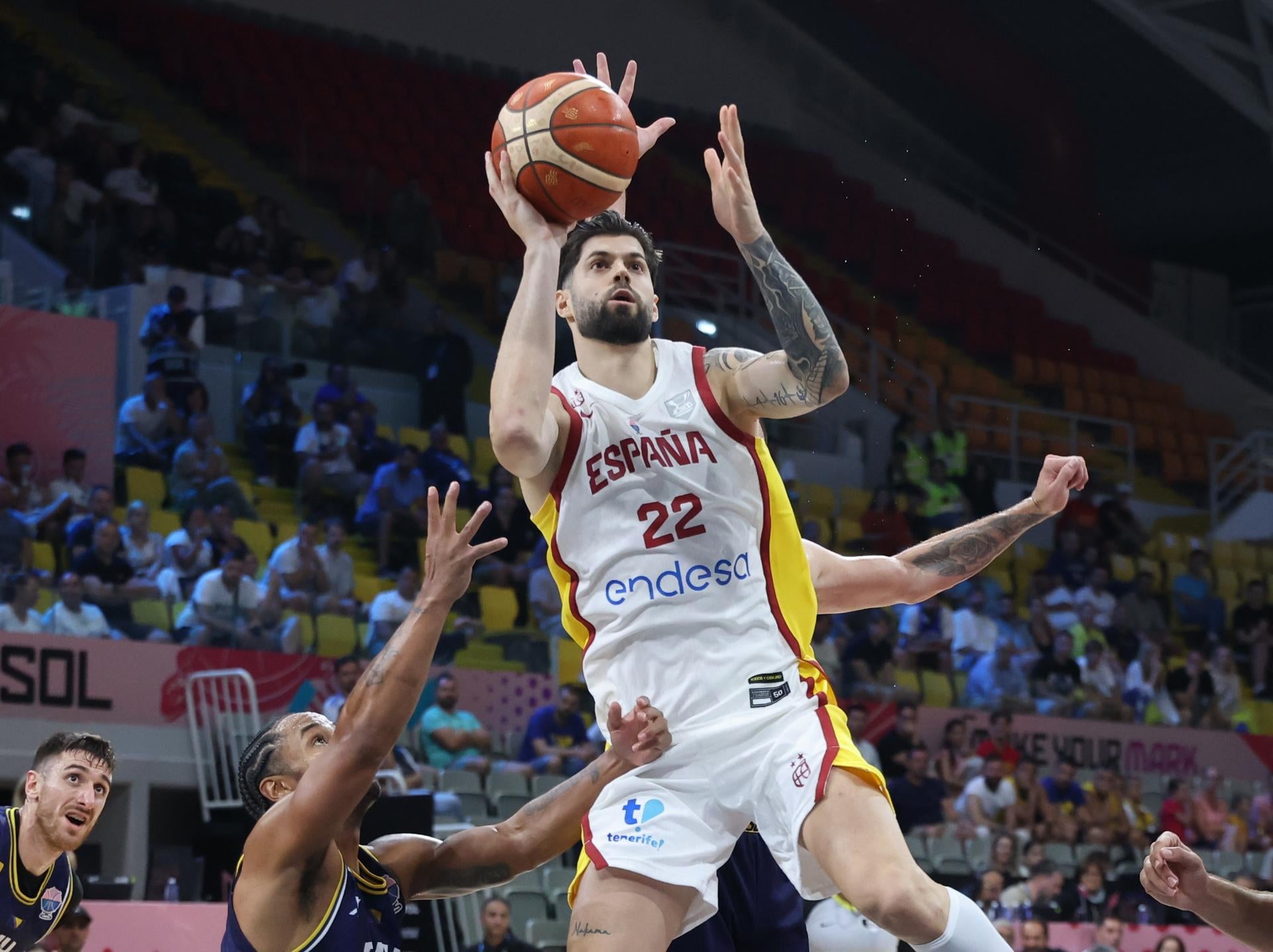 España se impone a Bosnia-Herzegovina en el Eurobasket (88-67) España se impone a Bosnia-Herzegovina en el Eurobasket (88-67)