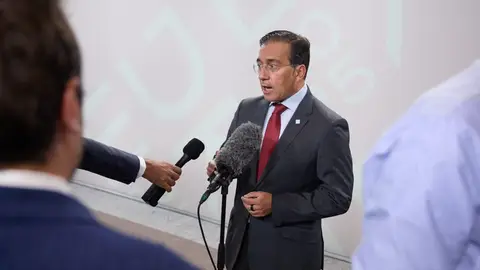 Albares defiende "un plan de acción" europeo para Gaza y aboga por más sanciones a Rusia