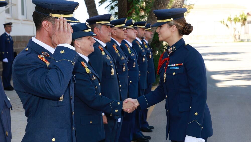 La Princesa de Asturias en la Academia General del Aire