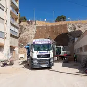 Villajoyosa impulsa la movilidad y la accesibilidad con la reanudación del ascensor a la playa Centro y la reurbanización del bulevar del Torres Villajoyosa impulsa la movilidad y la accesibilidad con la reanudación del ascensor a la playa Centro y la reurbanización del bulevar del Torres