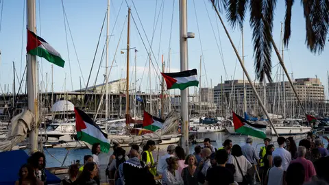 Barcos de la Global Sumud Flotilla en Italia. Foto de archivo Barcos de la Global Sumud Flotilla en Italia. Foto de archivo