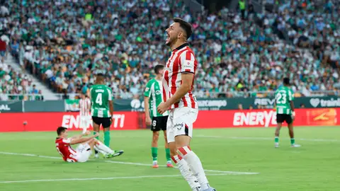 El Athletic supera al Betis y se sitúa colíder El Athletic supera al Betis y se sitúa colíder