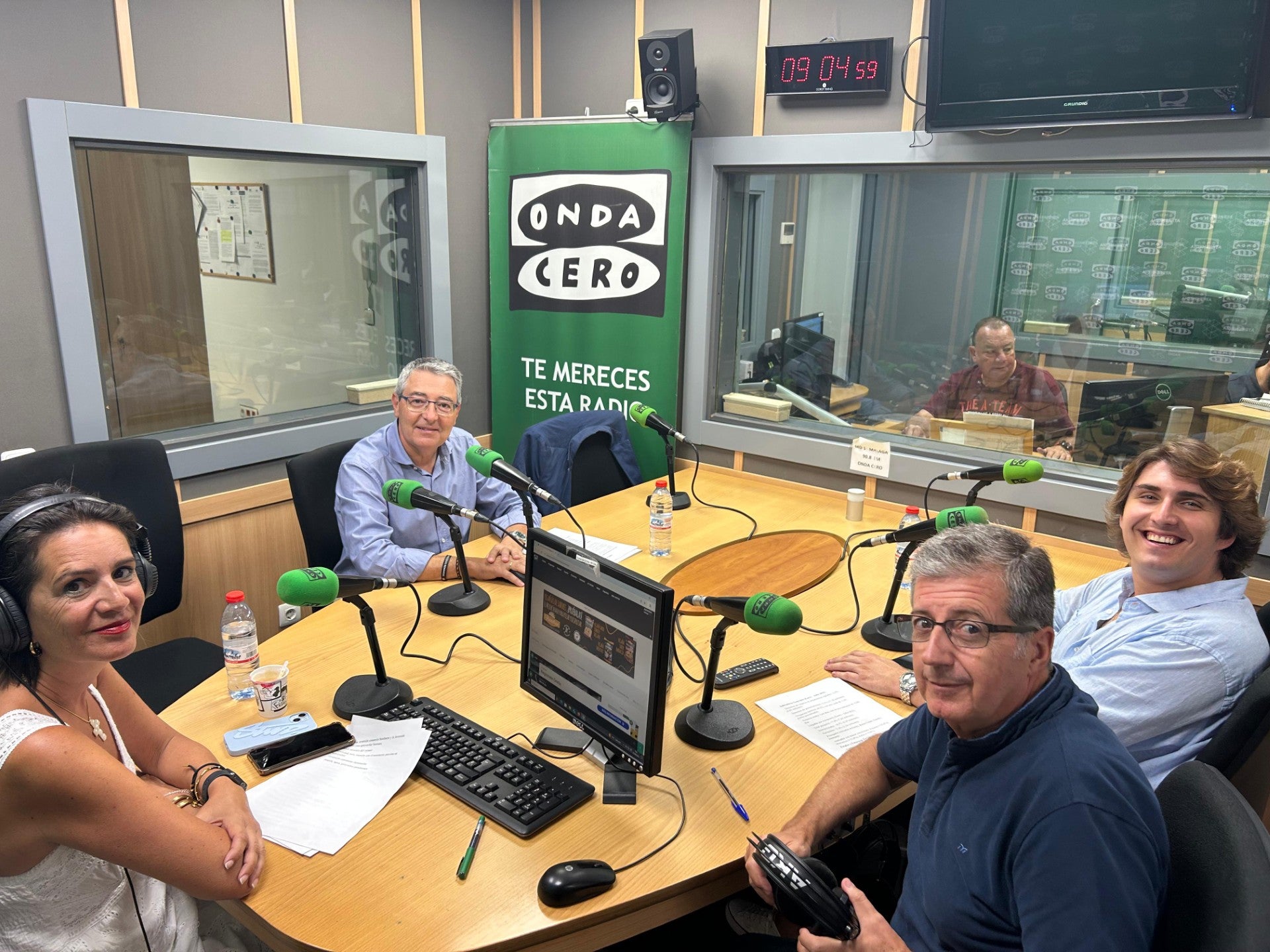 "El ministro Óscar Puente debería preocuparse de cumplir los compromisos de movilidad con la Costa del Sol" "El ministro Óscar Puente debería preocuparse de cumplir los compromisos de movilidad con la Costa del Sol"