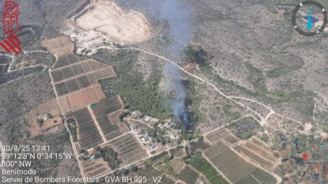 Incendio forestal en Benimodo