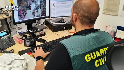 En prisión un hombre tras atracar un comercio en Olivenza encapuchado y con un arma para llevarse 530 euros En prisión un hombre tras atracar un comercio en Olivenza encapuchado y con un arma para llevarse 530 euros