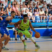 Triunfo convincente de Unicaja en Melilla Triunfo convincente de Unicaja en Melilla