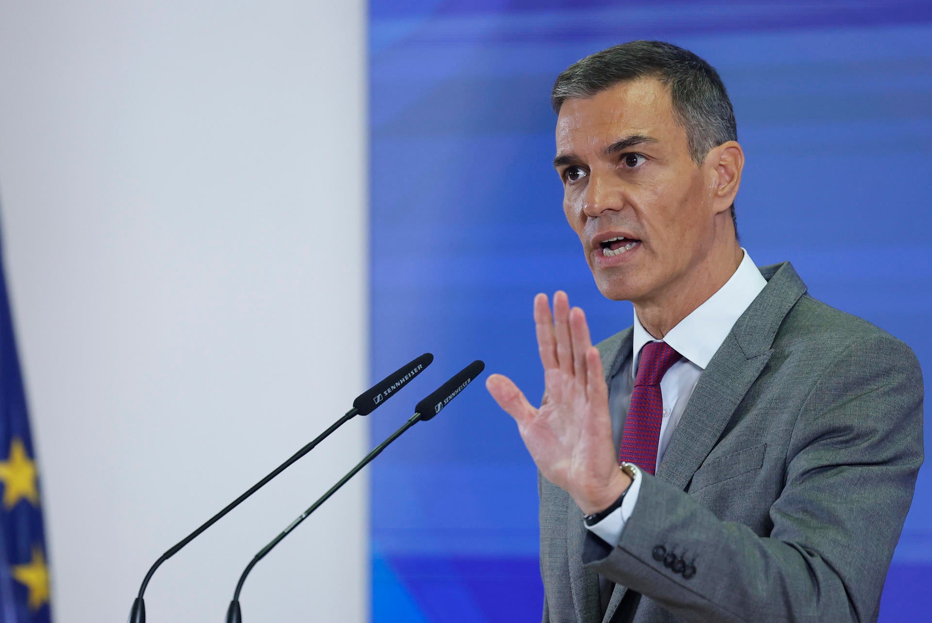 Tertulia: Entrevista a Pedro Sánchez, tensiones sociales y negociación presupuestaria