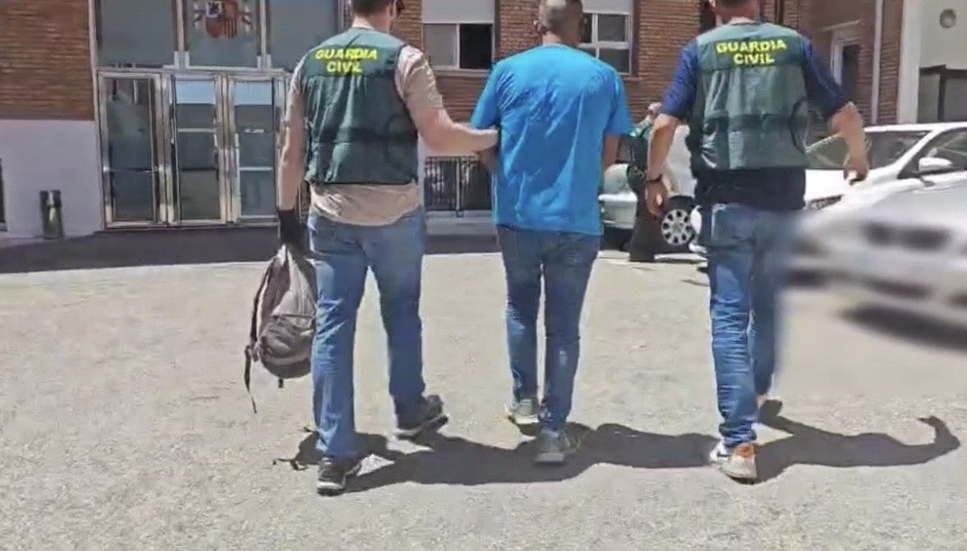 17 detenidos y 10 investigados por estafar más de un millón de euros a empresas e instituciones de Huesca 17 detenidos y 10 investigados por estafar más de un millón de euros a empresas e instituciones de Huesca