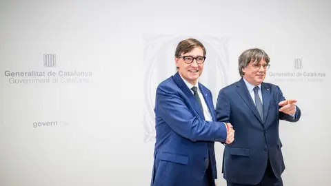 La reunión de Illa con Puigdemont, ¿Antesala de un encuentro con Sánchez? Los socios del Gobierno lo avalan