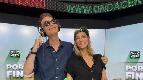 Rebeca Mar&iacute;n y Pablo Pombo