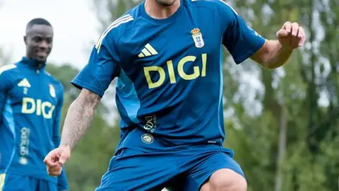 3-9-2025 Javi López completó su primer entrenamiento con el Oviedo 3-9-2025 Javi López completó su primer entrenamiento con el Oviedo