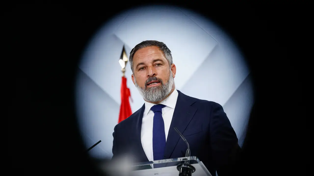 Vox sigue creciendo a costa del PP y subiría hasta 20 escaños de celebrarse hoy elecciones generales, según una encuesta