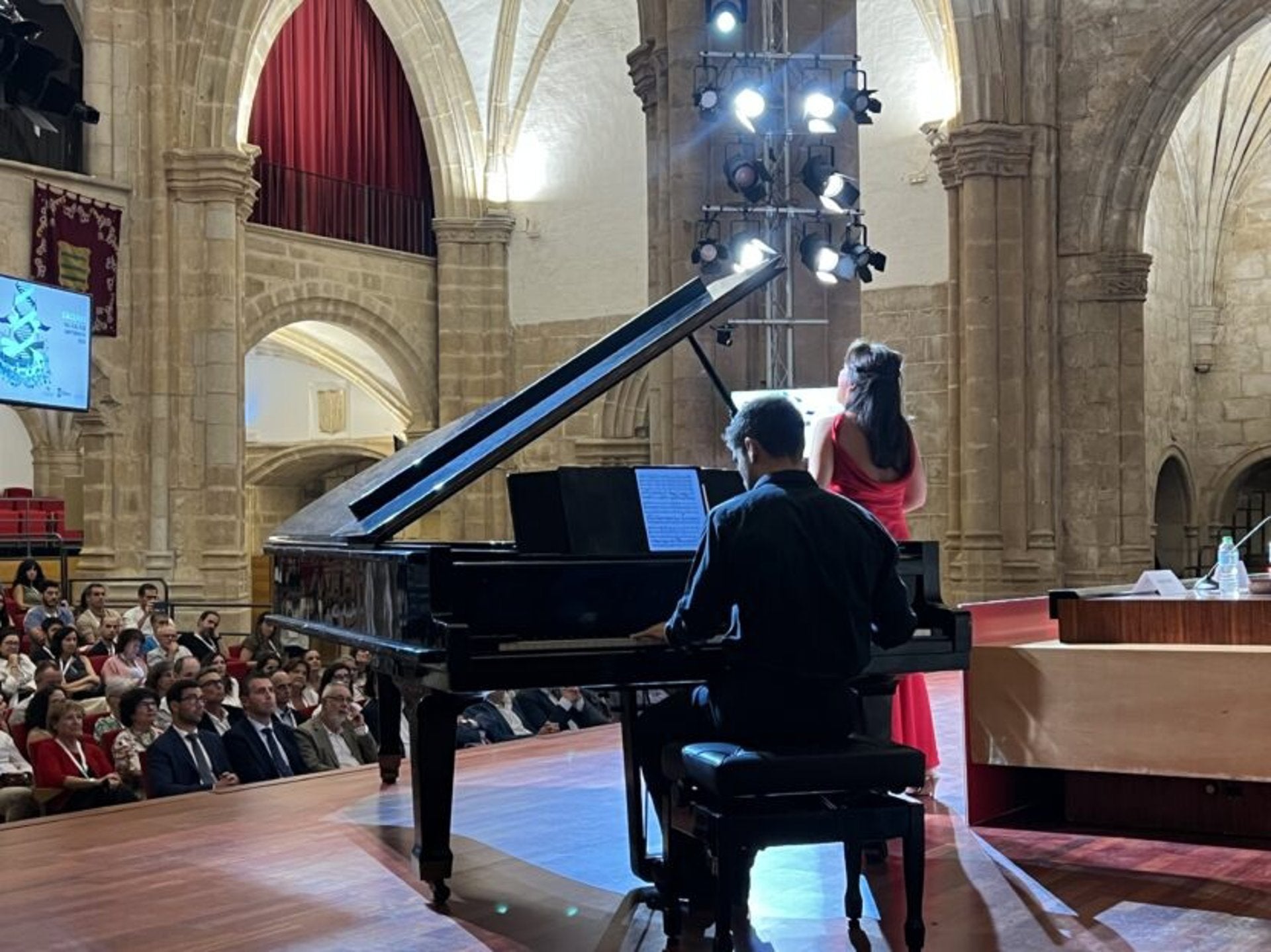 El 47 Congreso de la Sociedad de Bioquímica y Biología Molecular arranca en Cáceres con una apuesta por la ciencia El 47 Congreso de la Sociedad de Bioquímica y Biología Molecular arranca en Cáceres con una apuesta por la ciencia