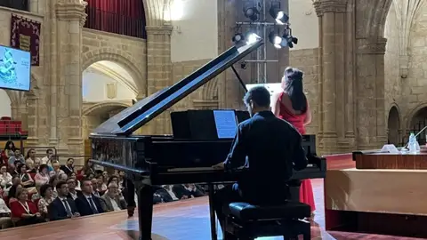 El 47 Congreso de la Sociedad de Bioquímica y Biología Molecular arranca en Cáceres con una apuesta por la ciencia El 47 Congreso de la Sociedad de Bioquímica y Biología Molecular arranca en Cáceres con una apuesta por la ciencia