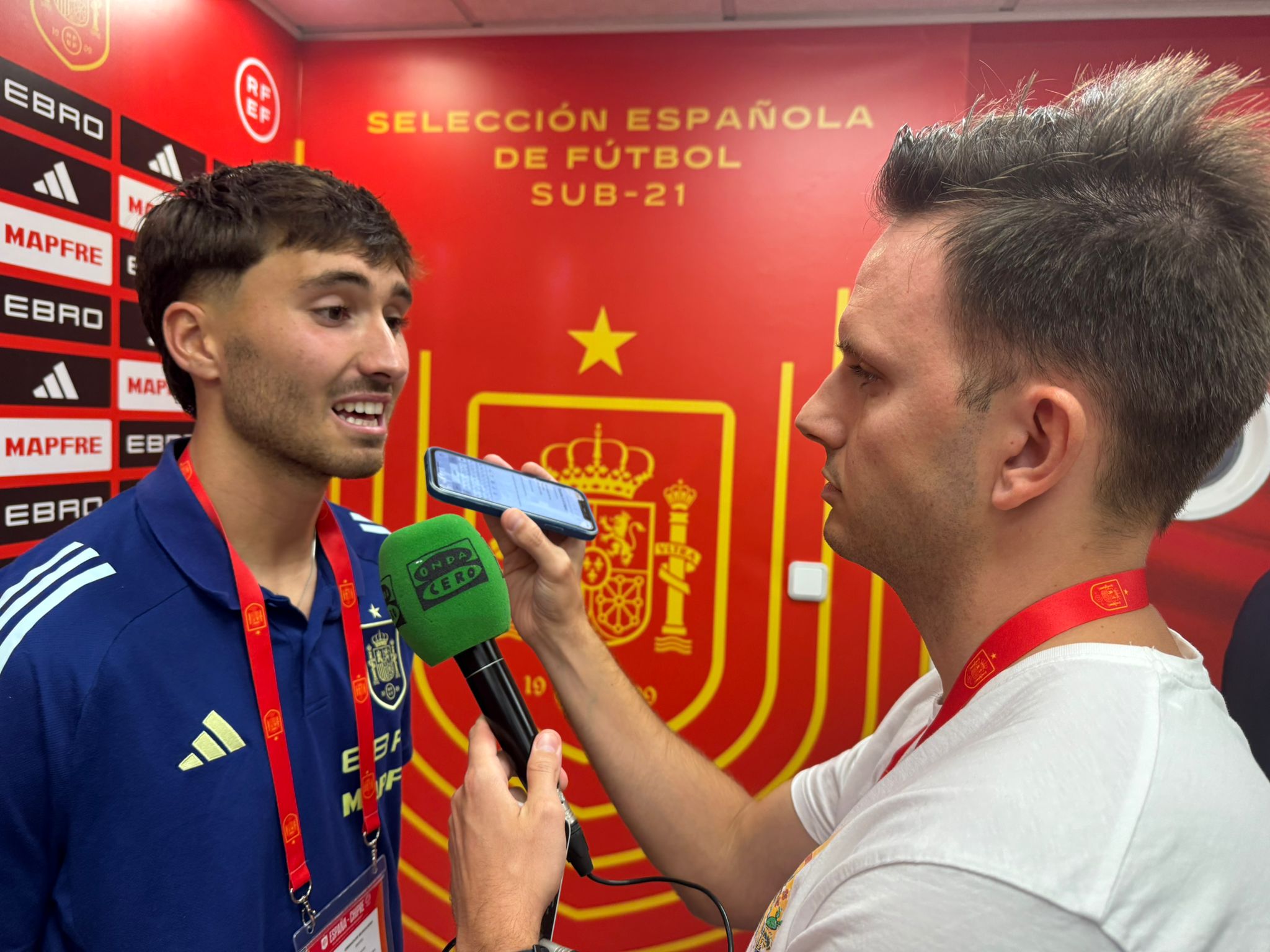 Rafa Obrador: "Seguiremos trabajando para poder seguir viniendo a la selección" Rafa Obrador: "Seguiremos trabajando para poder seguir viniendo a la selección"