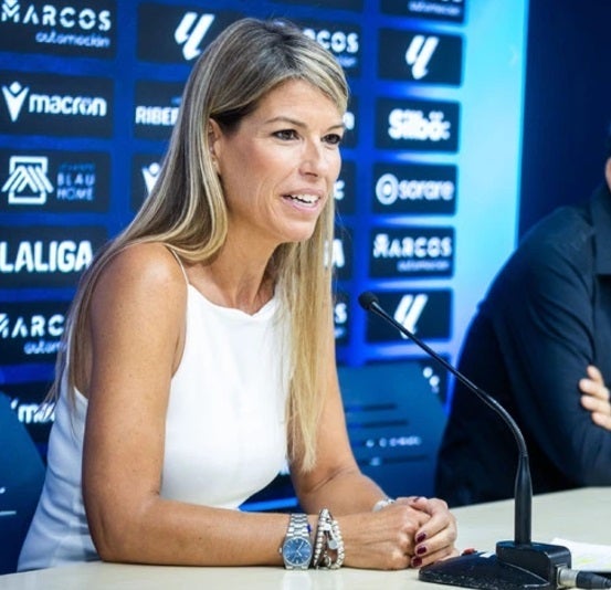 La periodista que comió con Mazón el día de la DANA: "Mi salud mental se ha visto gravemente dañada" La periodista que comió con Mazón el día de la DANA: "Mi salud mental se ha visto gravemente dañada"