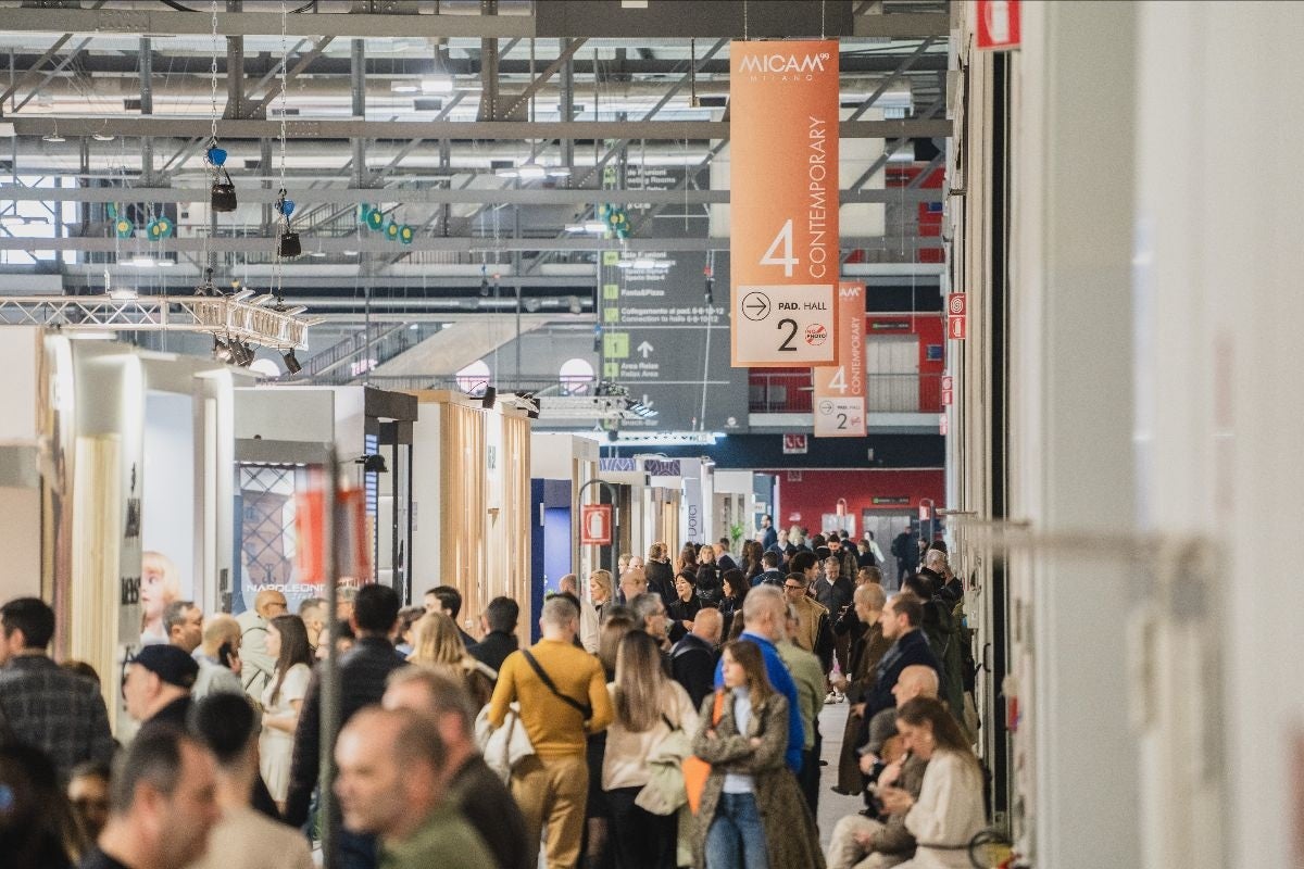 Empresas de Elche, Elda, Petrer y Monóvar presentan en la MICAM de Milán sus colecciones para el verano 2026 Empresas de Elche, Elda, Petrer y Monóvar presentan en la MICAM de Milán sus colecciones para el verano 2026