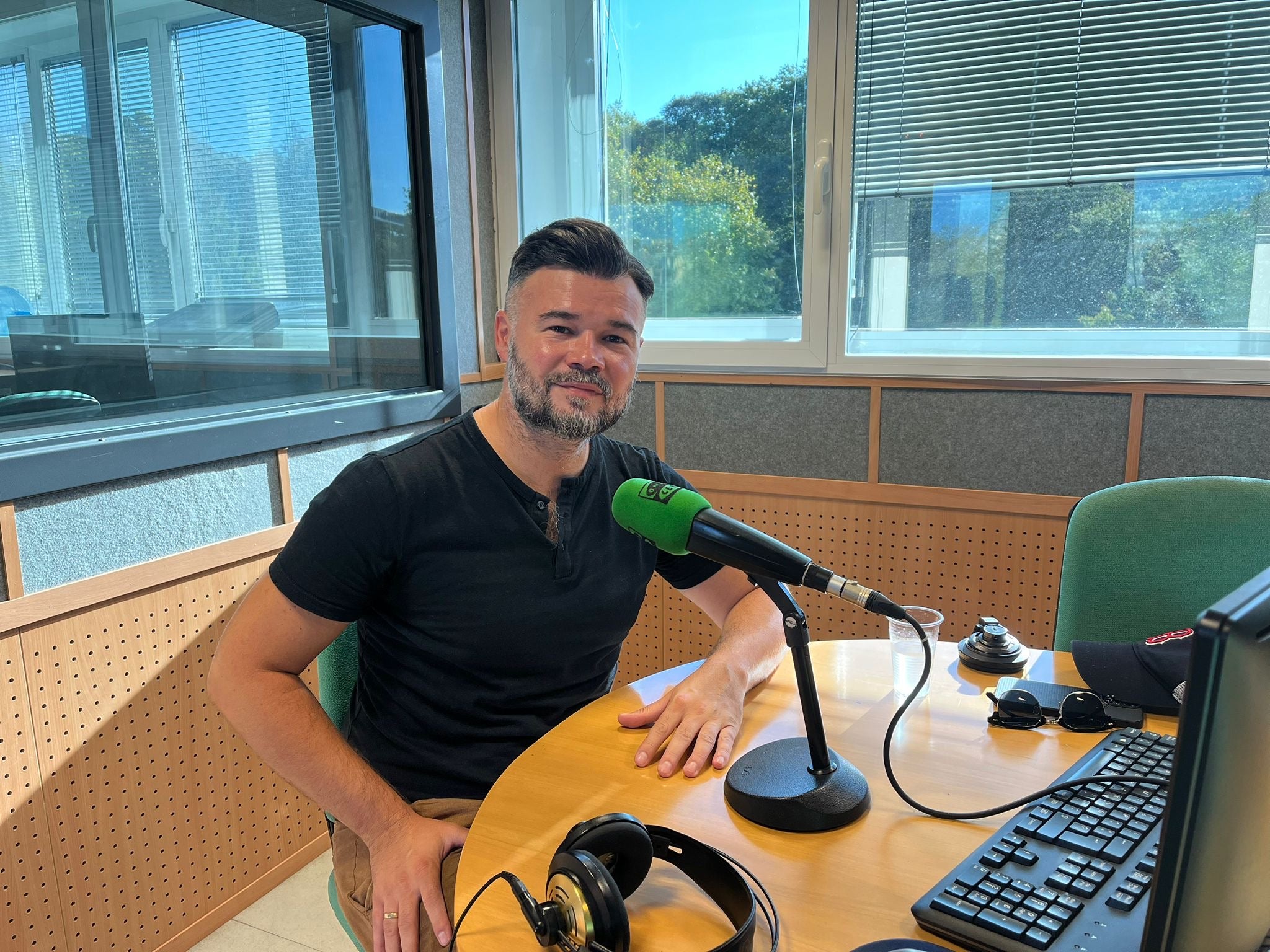 Gabriel Rufián: "Me sorprende que comunidades autónomas del PP rechacen la quita de deuda" Gabriel Rufián: "Me sorprende que comunidades autónomas del PP rechacen la quita de deuda"