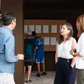 La alcaldesa de Almassora, María Tormo, da por inaugurado el curso escolar visitando las obras el IES Falomir. La alcaldesa de Almassora, María Tormo, da por inaugurado el curso escolar visitando las obras el IES Falomir.