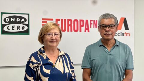 Maria Antonia Mateu, presidenta del Teléfono de la Esperanza en Baleares, y Lino Salas, portavoz de la organización Maria Antonia Mateu, presidenta del Teléfono de la Esperanza en Baleares, y Lino Salas, portavoz de la organización
