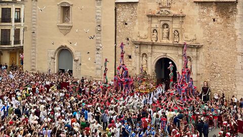 Entrada de la virgen a la bas&iacute;lica de Algemes&iacute;