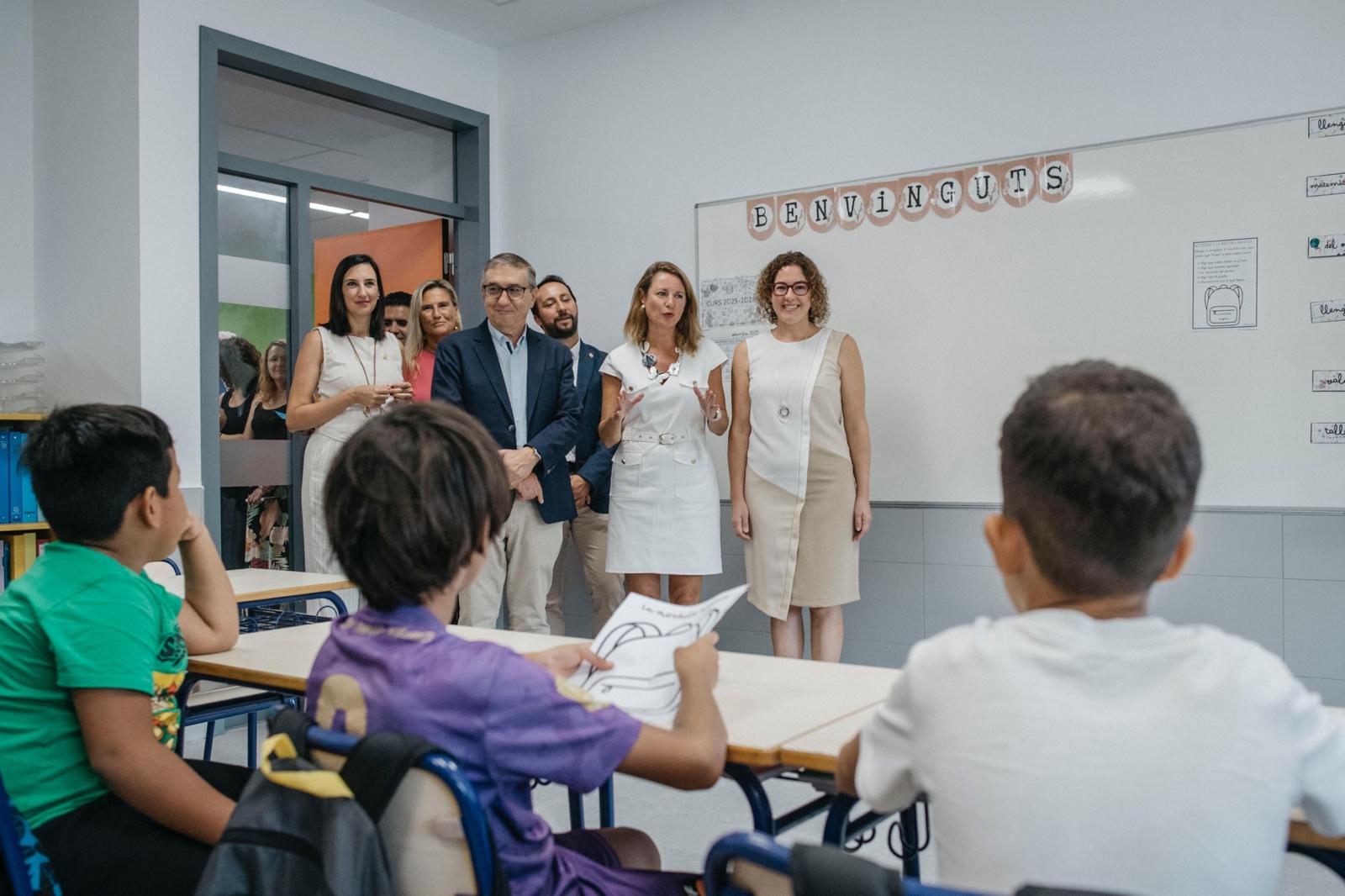 Rovira sobre su ausencia en la zona dana: "La Comunitat es mucho más grande y la vida sigue" Rovira sobre su ausencia en la zona dana: "La Comunitat es mucho más grande y la vida sigue"