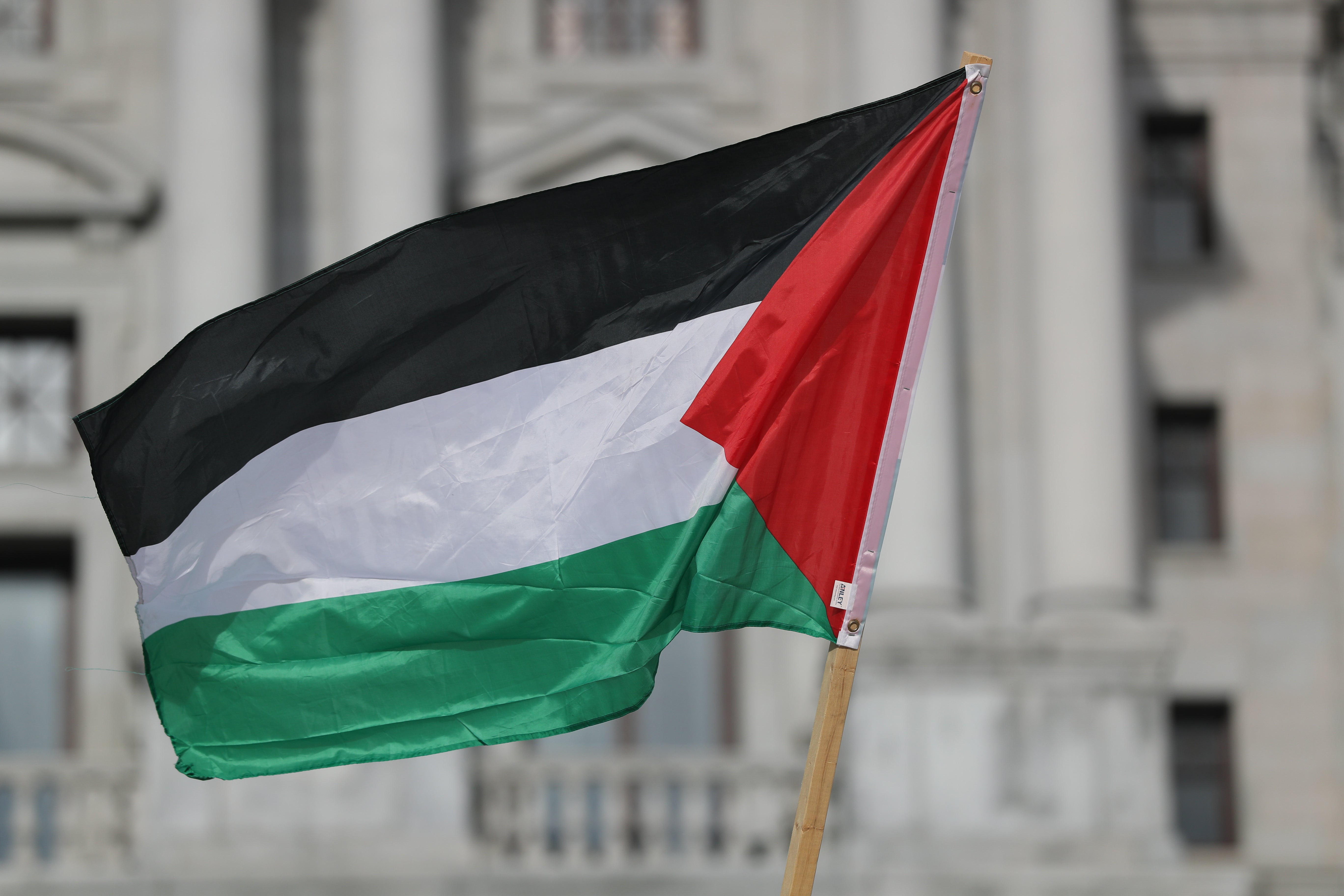 Hamás aplaude el embargo español de armas a Israel y pide que otros países sigan su ejemplo Hamás aplaude el embargo español de armas a Israel y pide que otros países sigan su ejemplo