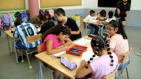 Un milió d'infants i adolescents comencen el curs a Catalunya Un milió d'infants i adolescents comencen el curs a Catalunya