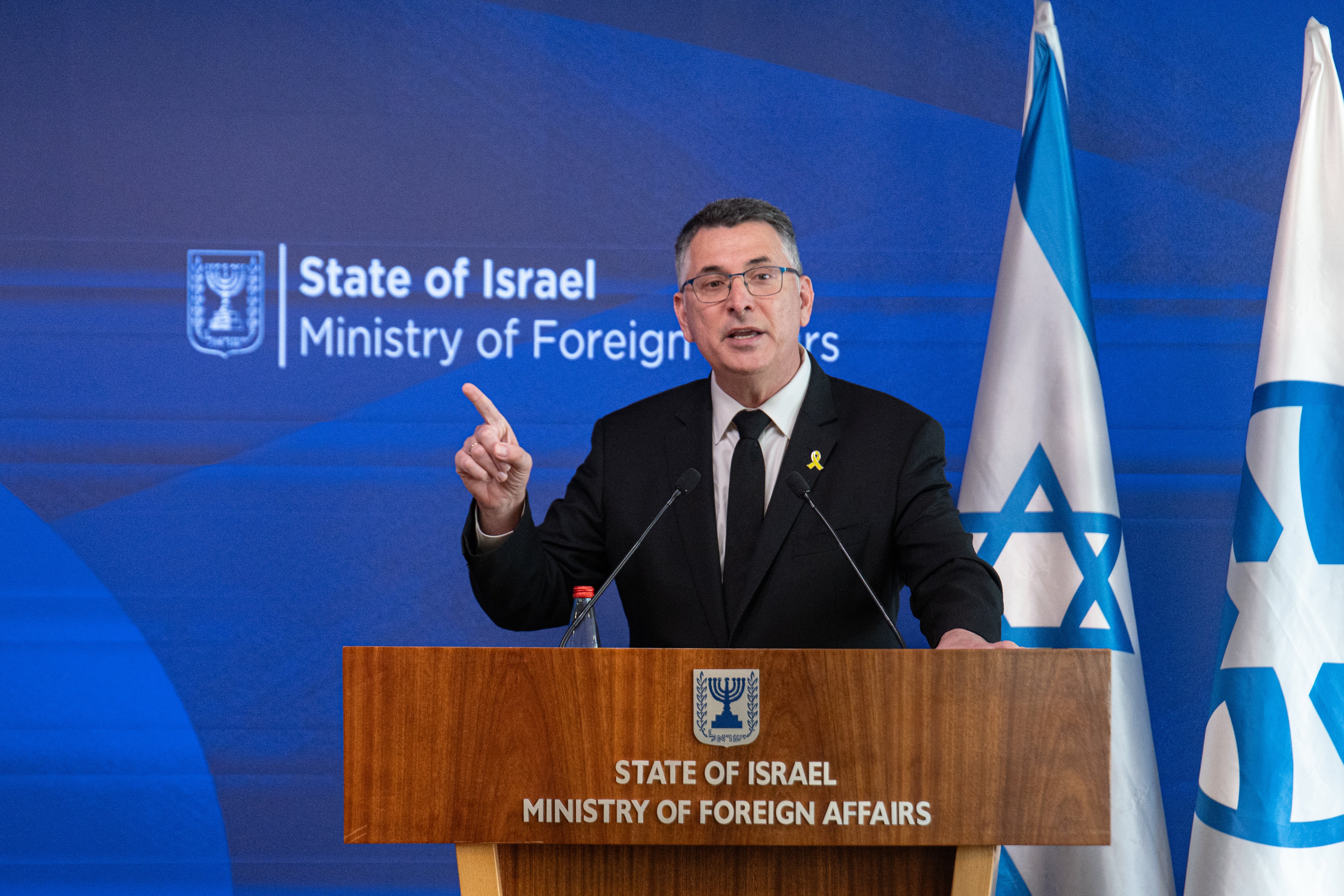 Israel ve en las medidas de Sánchez un intento de tapar la corrupción y adopta sanciones contra Díaz y Rego Israel ve en las medidas de Sánchez un intento de tapar la corrupción y adopta sanciones contra Díaz y Rego